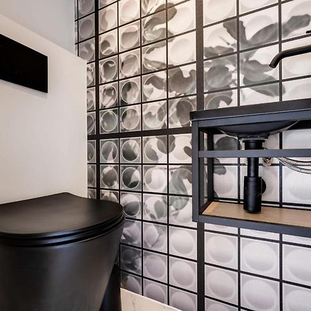 La Petite Suite - T1 In Duplex In The City Center 안시 외부 사진